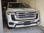 Toyota Land Cruiser 3.3 Diesel 4WD 2022 Off white for sale