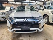 Mitsubishi Outlander 2019 White for sale
