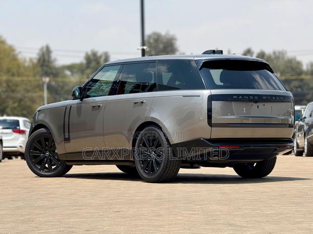 Land Rover Range Rover Vogue 2022 Silver