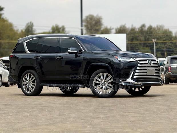 Lexus LX 2023 Black
