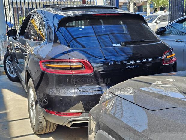 Porsche Macan Base 2018 Gray