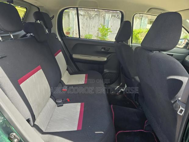 Toyota Passo 1.0 AWD 2017 Green