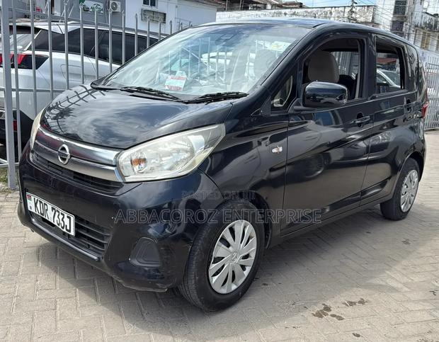 Nissan Dayz Highway Star X 2017 Black
