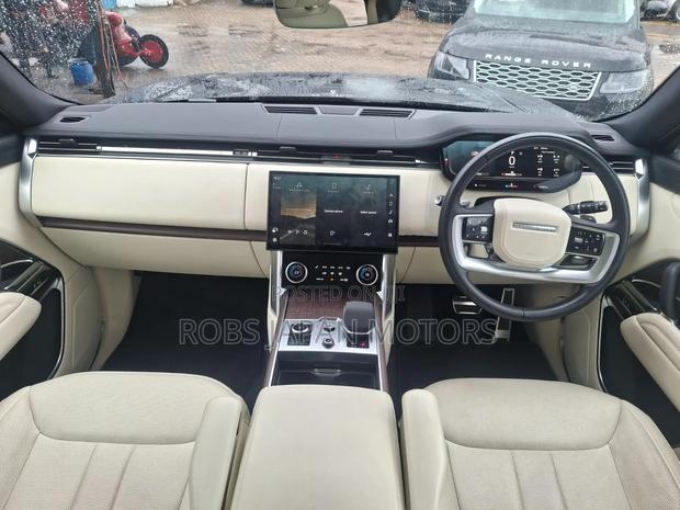 Land Rover Range Rover Vogue 2022 Blue