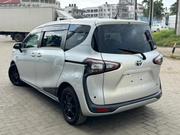 Toyota Sienta 1.5 Hybrid FWD (6-seater) 2018 Silver for sale