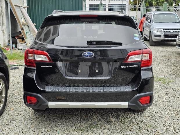 Subaru Outback 2.5i Premium AWD 2017 Black