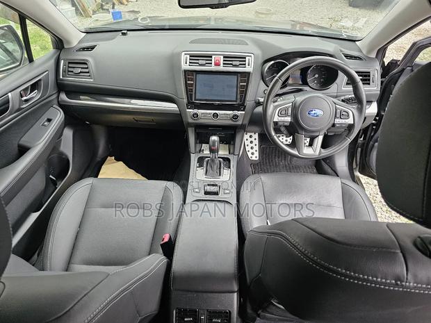Subaru Outback 2.5i Premium AWD 2017 Black
