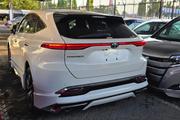 Toyota Harrier 2.0 2020 Pearl for sale