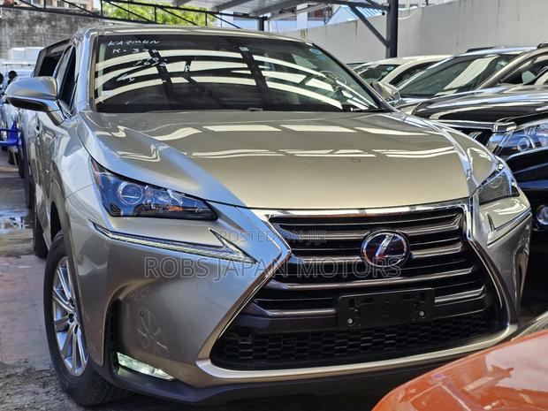 Lexus NX 300h FWD 2018
