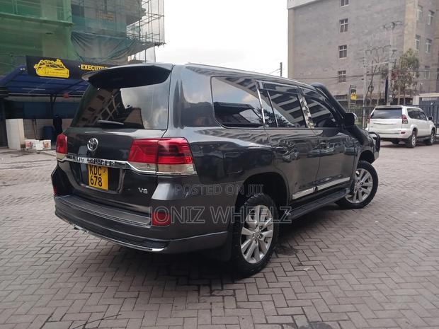 Toyota Land Cruiser 4.5 V8 DSL 2014 Gray