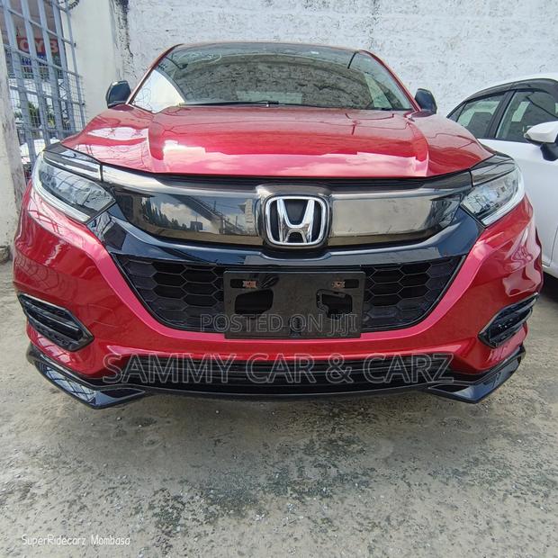 Honda Vezel 1.5 Hybrid 2WD 2018 Maroon