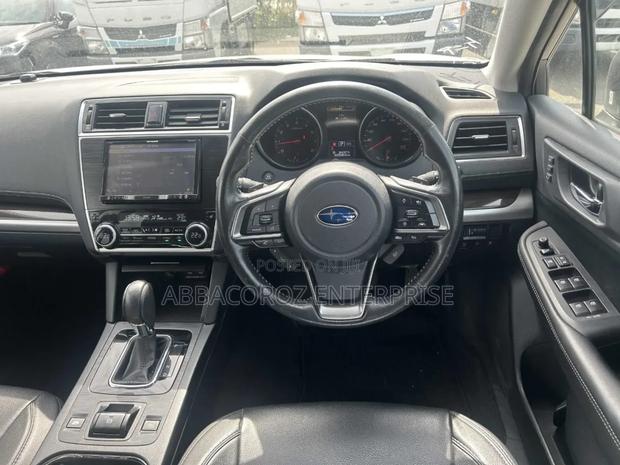 Subaru Outback 2.5i Touring AWD 2018 Pearl