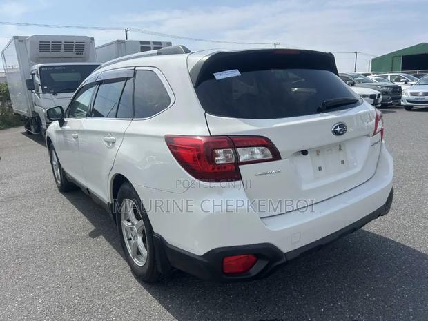 Subaru Outback 2.5i Touring AWD 2018 Pearl