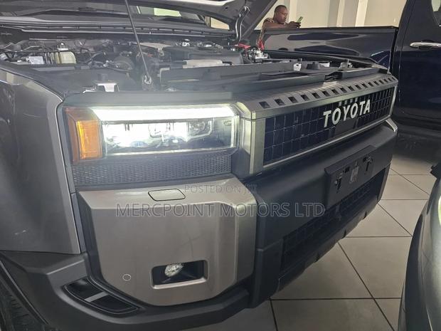 New Toyota Land Cruiser Prado 2.8 2025 Brown