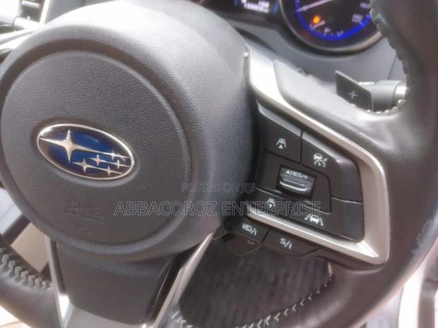 Subaru Outback 2.5i Touring AWD 2018 Gold