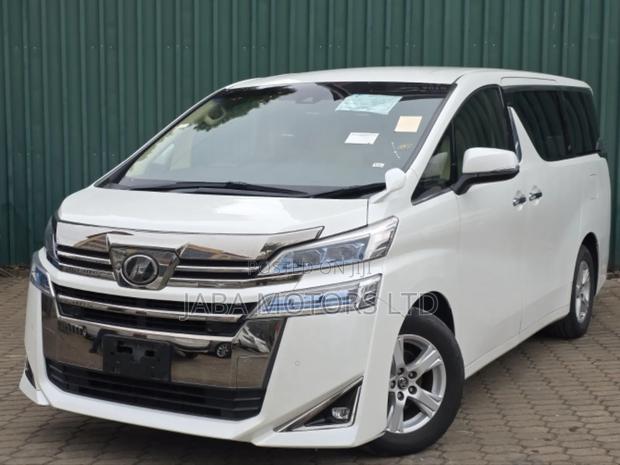 Toyota Vellfire 2018 White