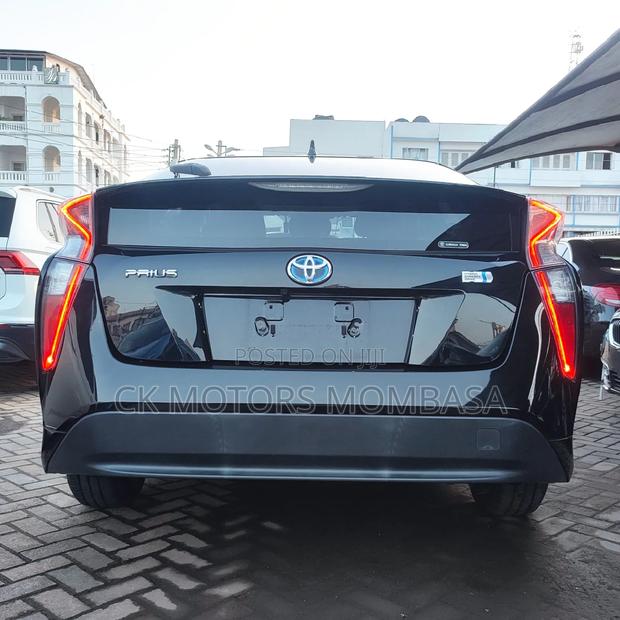 Toyota Prius 2017 Black