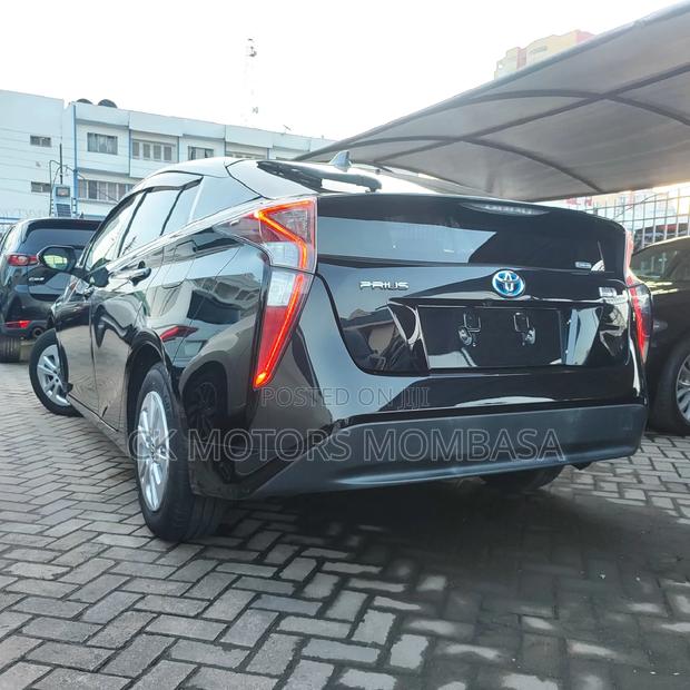 Toyota Prius 2017 Black