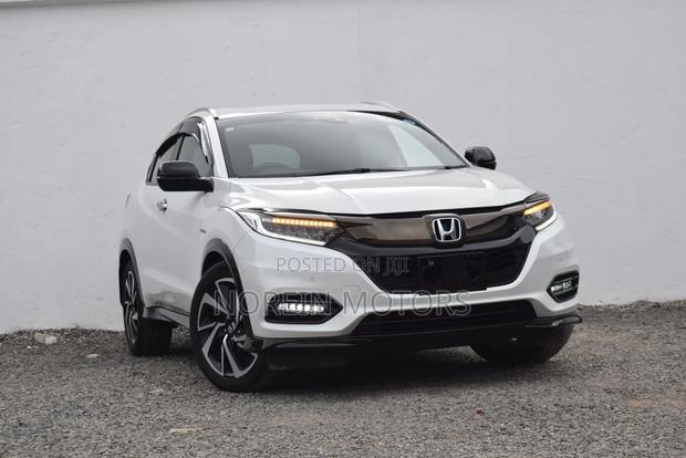 Honda Vezel 2019 White