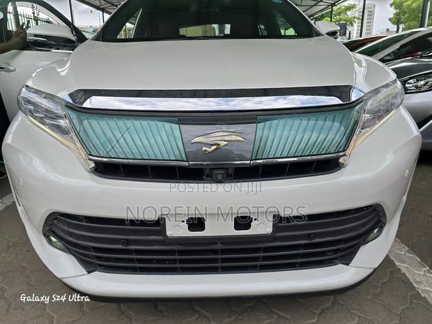 Toyota Harrier 2019 White