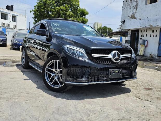 Mercedes-Benz GLE-Class GLE 350d 4MATIC 2018 Matt Black