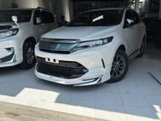 Toyota Harrier 2.0 2018 White for sale