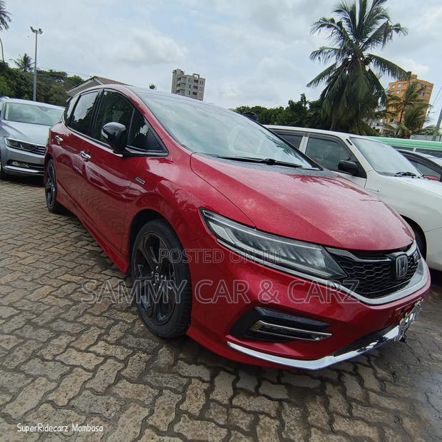 Honda Jade 1.5 Hybrid 2018 Maroon