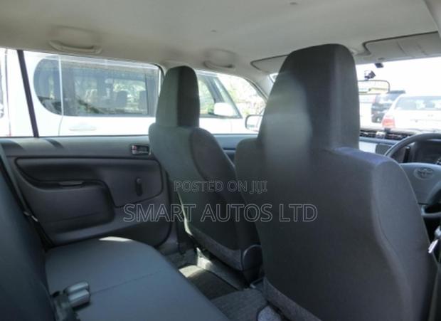 Toyota Probox 1.5 DX 2WD 2019 Silver