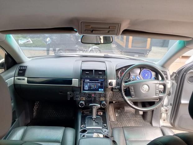 Volkswagen Touareg V6 TDI 2010 Silver