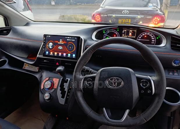 Toyota Sienta 2016 Black