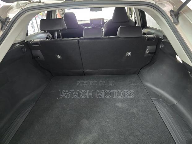 Toyota Harrier 2021 Silver