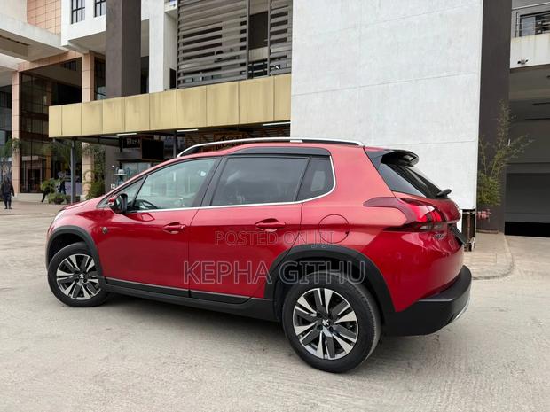 Peugeot 2008 1.2 PureTech (130 Hp) 2019 Red