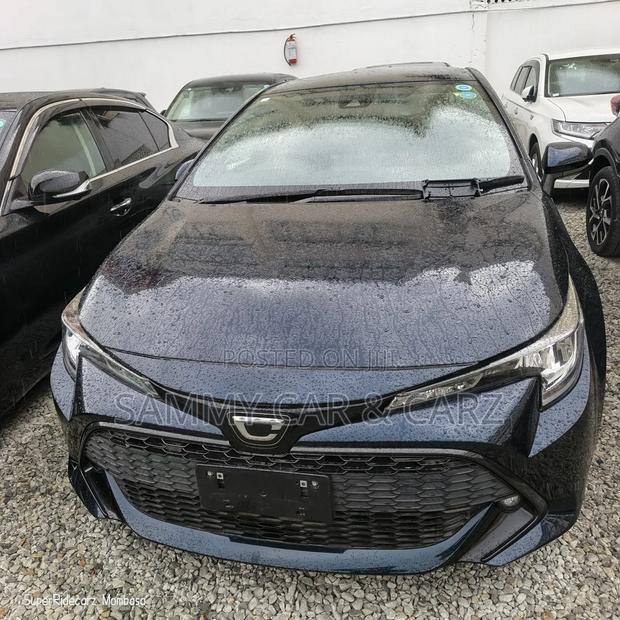 Toyota Corolla Hatchback 2019 Blue