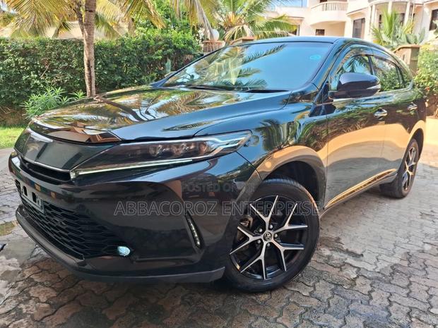 Toyota Harrier 2.0 Turbo 2019 Black