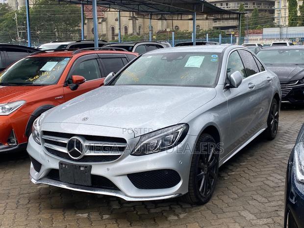 Mercedes-Benz C200 2018 Silver