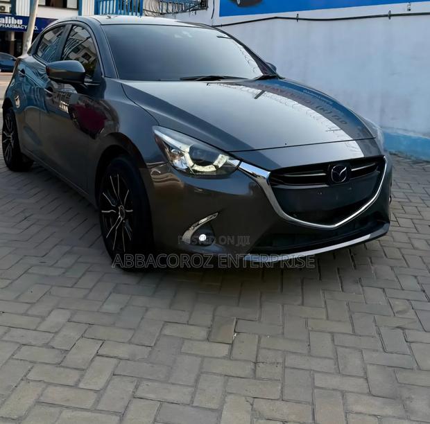 Mazda Demio 2018 Gray
