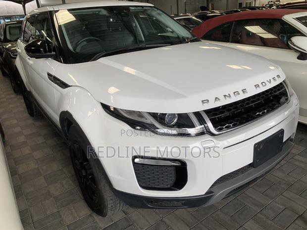 Land Rover Range Rover Evoque HSE 4x4 5-Door 2018 White