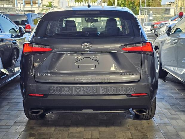 Lexus NX 200 FWD 2018 Gray