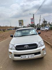 Toyota Hilux 2.5 D-4D SRX 2010 Pearl for sale