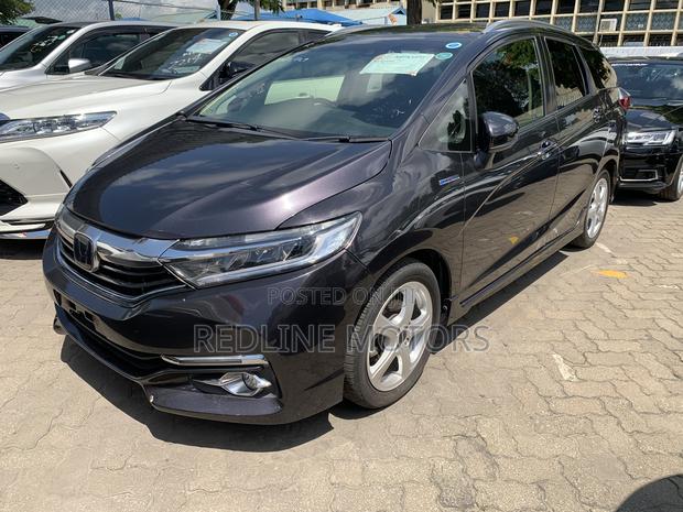 Honda Fit Shuttle 2018 Black