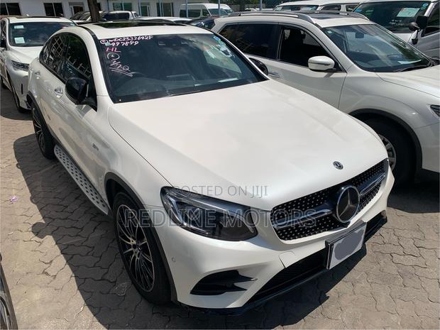 Mercedes-Benz GLC-Class 2018 Off white