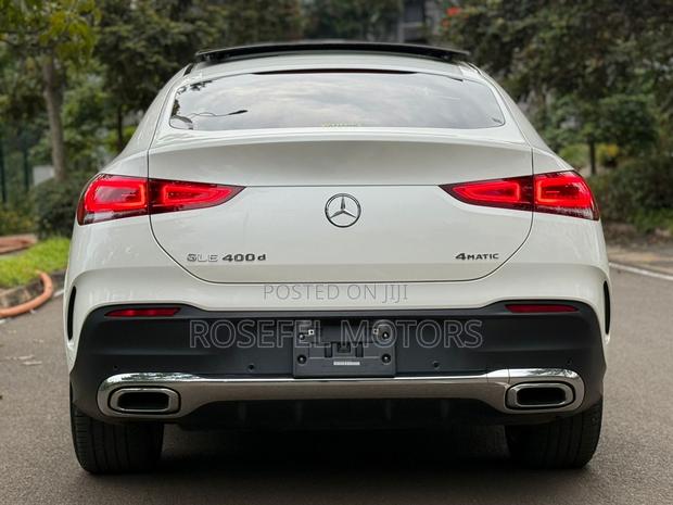 Mercedes-Benz GLE-Class GLE 400d 4MATIC 2021 White