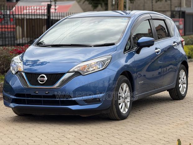 Nissan Note 1.2 Hybrid 2019 Blue