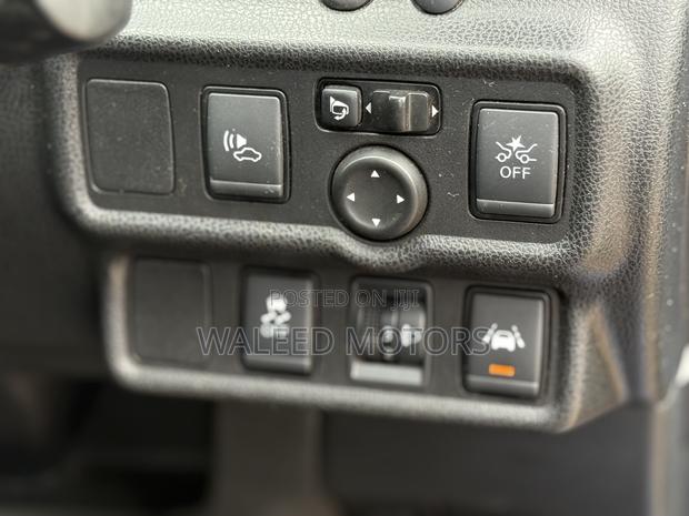 Nissan Note 1.2 Hybrid 2019 Blue