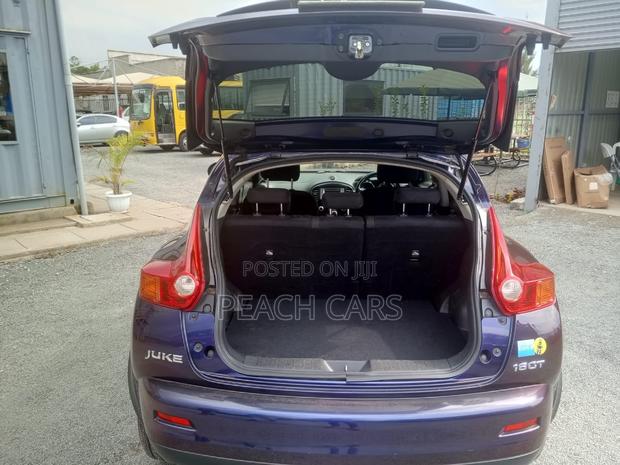 Nissan Juke SL 4dr Hatchback (1.6L 4cyl Turbo CVT) 2014 Purple