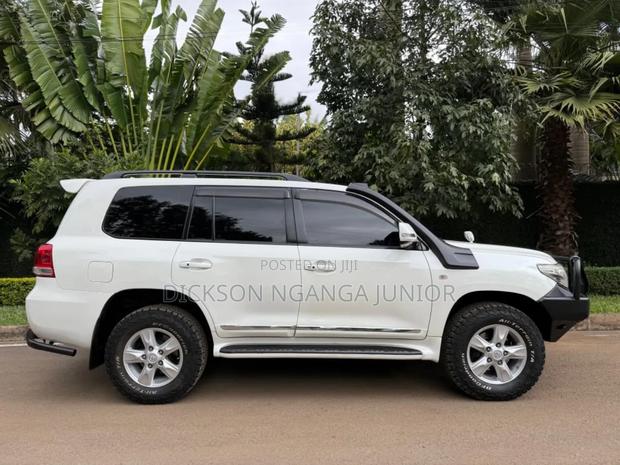 Toyota Land Cruiser 2008 Pearl