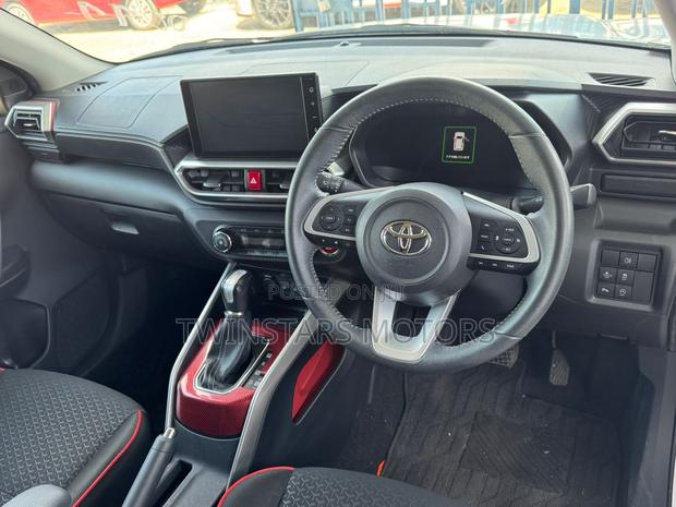 Toyota Raize 1.0 FWD 2019 White