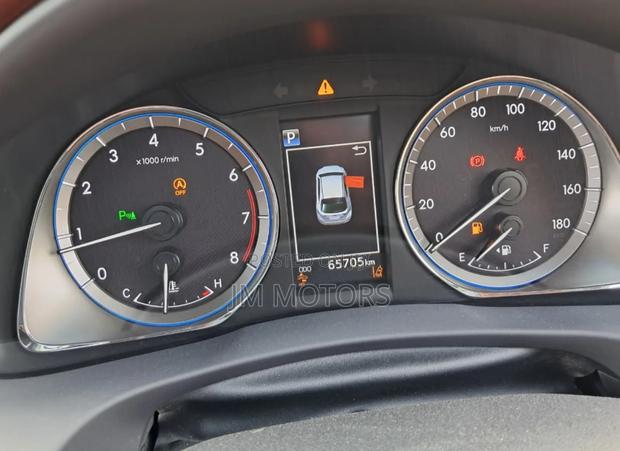 Toyota Harrier 2019 Off white