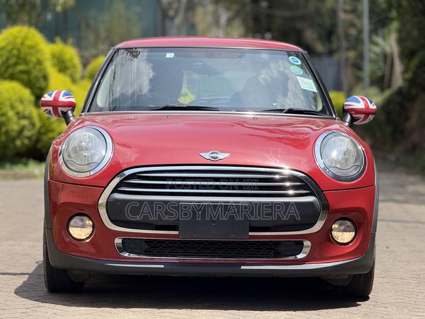 Mini Cooper 2018 Red