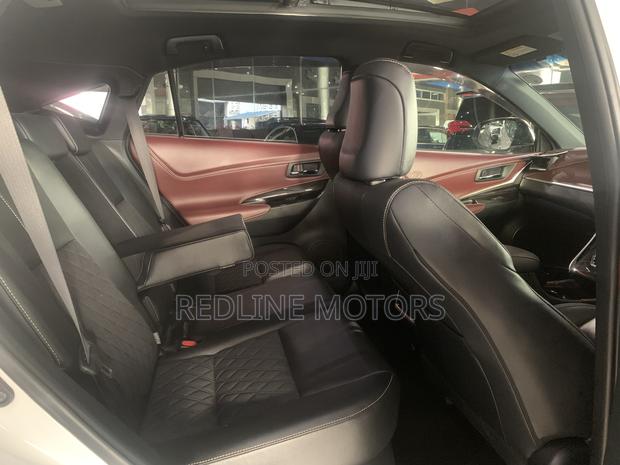 Toyota Harrier 2.0 2018 Pearl